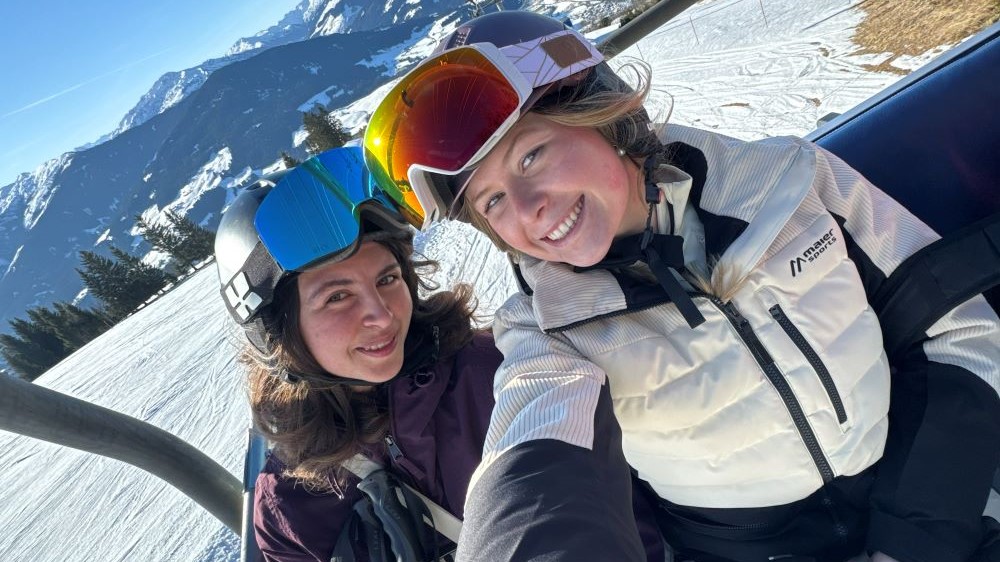 Indy en Irene met Maier Sports in SkiWelt.